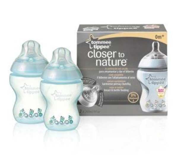 

Набор из двух бутылочек для кормления Tommee Tippee с рисунком, голубой 2х260 мл (8017)