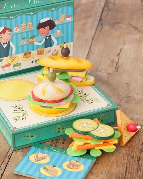 Дерев'яна гра Djeco Бутерброд Емілі, з оливами - Pampik