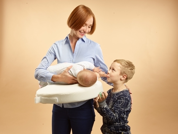 Подушка для кормления Feeding Pillow, молочный (FeedPil1) - Pampik - 3