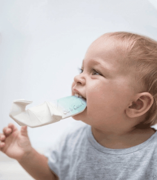 Игрушка-прорезыватель Oli&Carol Кит Оригами - Pampik - 4