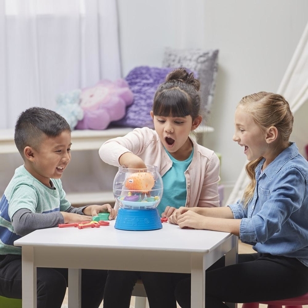 Гра настільна Hasbro Gaming Полохлива Рибка (E3255) - Pampik - 6