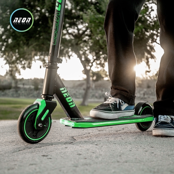 Самокат Neon Viper, салатовий (N100829) - Pampik - 11