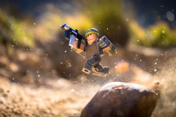 Ігрова фігурка-сюрприз Jazwares Mystery Figures Industrial S5 (10829R) - Pampik - 6