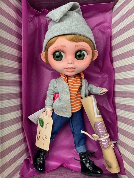 Лялька Berjuan Біггерс Тревор Флінн, 32 см (BR24005) - Pampik - 4