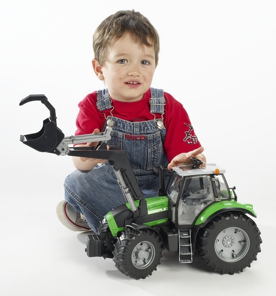 Трактор Bruder Agrotron X720 с погрузчиком (03081) - Pampik - 5