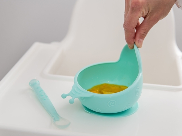 Набір першого силіконового посуду Kinderenok Happy Meal, блакитний (260220) - Pampik - 6