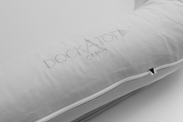 Матрас-кокон DockATot Grand Cloud Gray, 9-36 мес., белый (SCA10256) - Pampik - 4