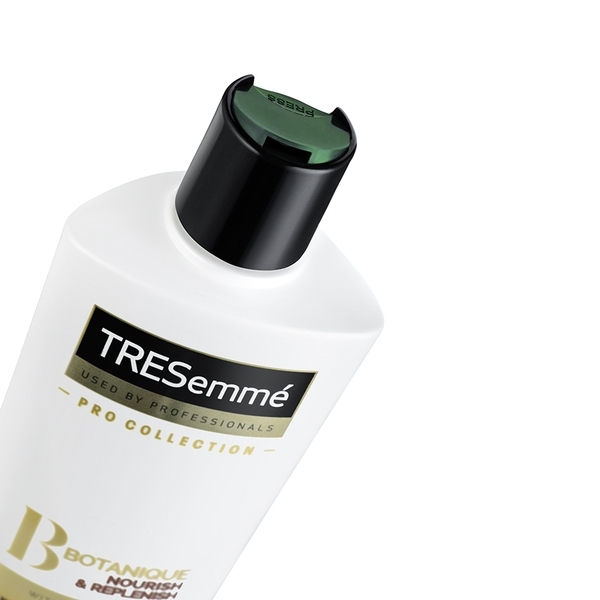 Кондиціонер для волосся зволожувальнийTRESemme Botanique Detox, 400 мл - Pampik - 3