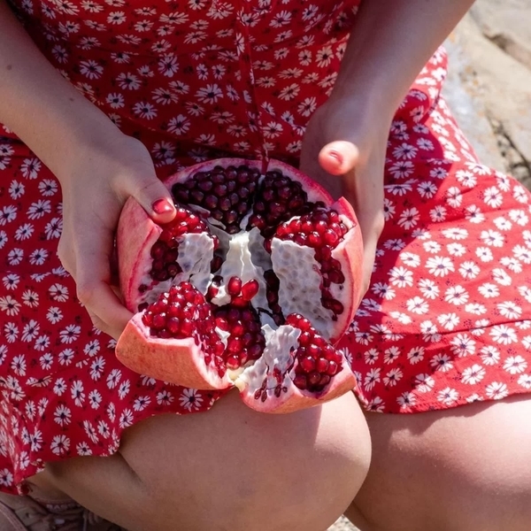 Експрес-кондиціонер Nature Box для фарбованого волосся з гранатовим маслом холодного віджиму, 200 мл - Pampik - 6