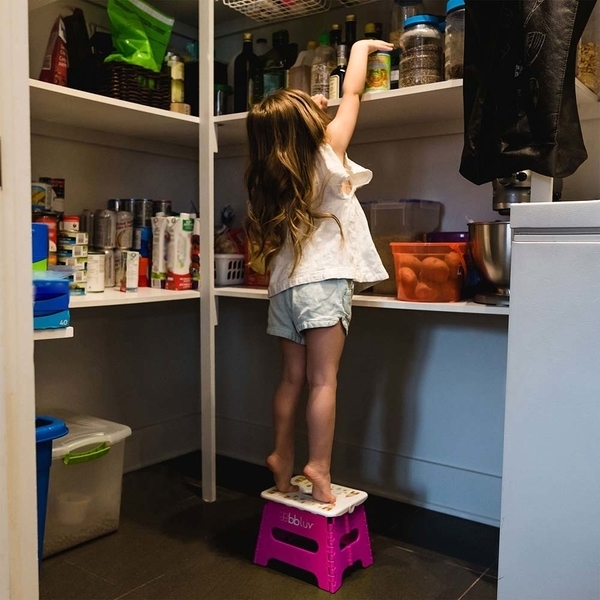 Стільчик підставка дитячий у ванну, складаний bbluv™ Stëp, рожевий (B0114-P) - Pampik - 3