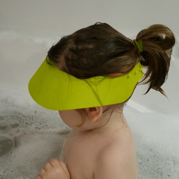 Козырек защитный для купания от брызг и шампуня bbluv™ Käp, салатовый (B0109-L) - Pampik - 6