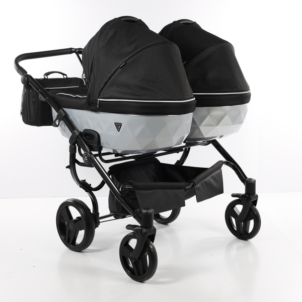 Універсальна коляска для двійні 2 в 1 Junama Mirror Satin Duo 01, чорний з сріблястим (J-MS-DUO-01) - Pampik - 4