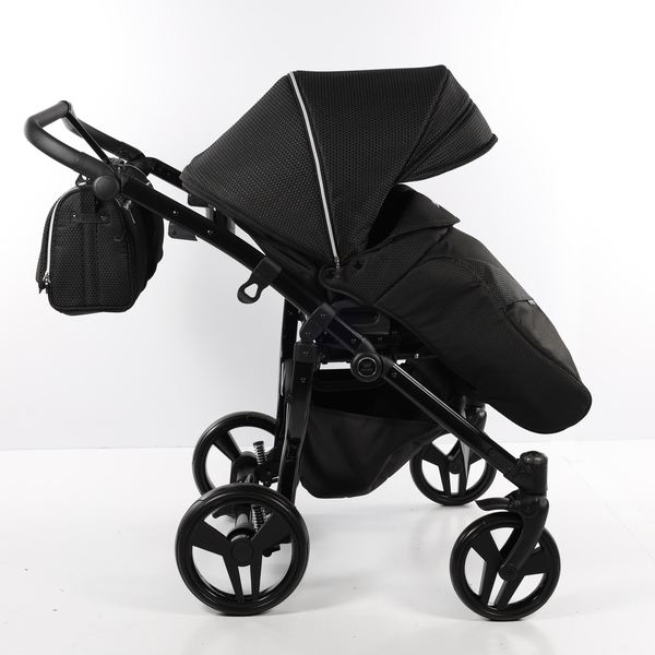 Універсальна коляска для двійні 2 в 1 Junama Mirror Satin Duo 01, чорний з сріблястим (J-MS-DUO-01) - Pampik - 14