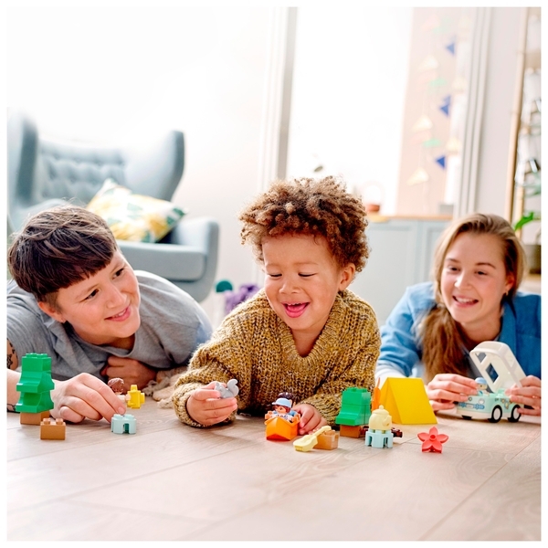 Конструктор LEGO DUPLO Сімейна пригода на мікроавтобусі, 30 деталей (10946) - Pampik - 7