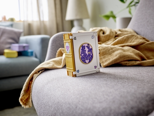 Конструктор LEGO Disney Princess Книга казкових пригод Аріель, Белль, Попелюшки і Тіани, 130 деталей (43193) - Pampik - 8