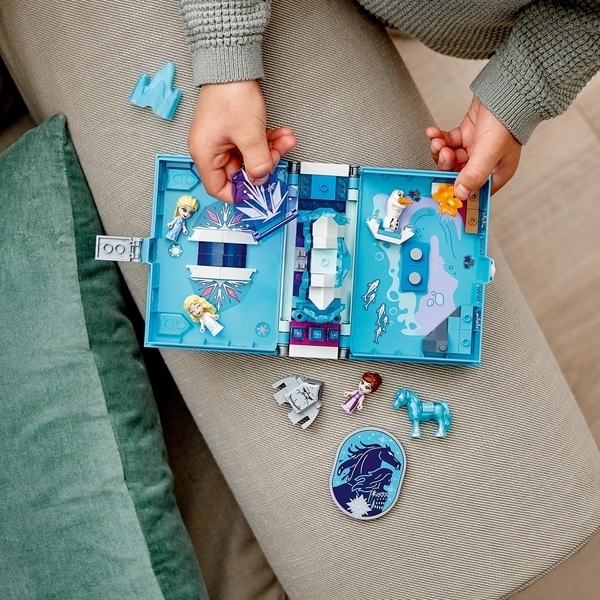Конструктор LEGO Disney Princess Книга казкових пригод Ельзи і Нока, 125 дет. (43189) - Pampik - 15