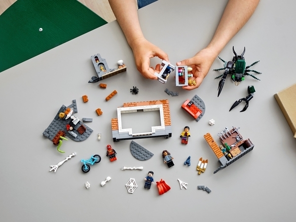 Конструктор Lego Marvel Людина-Павук в майстерні Санктума (76185) - Pampik - 4