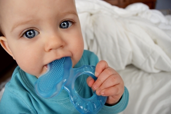 Силіконовий прорізувач Nuby, блакитний (630blu) - Pampik - 3