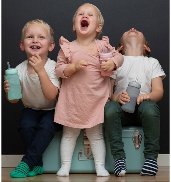 Стеклянная бутылочка Everyday Baby с трубочкой для питья и силиконовой защитой, 240 мл, розовый (10384) - Pampik - 10