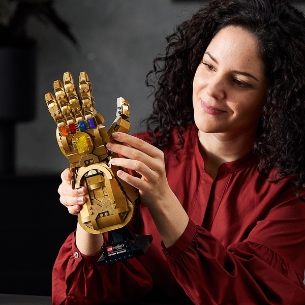 Конструктор LEGO Super Heroes Marvel Рукавичка нескінченності, 590 деталей (76191) - Pampik - 7