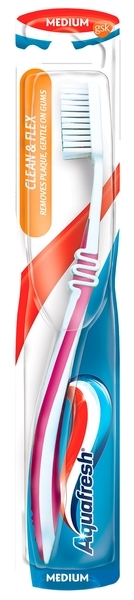 Зубная щетка Aquafresh Clean & Flex Средняя, 1 шт. (5999518577737) - Pampik