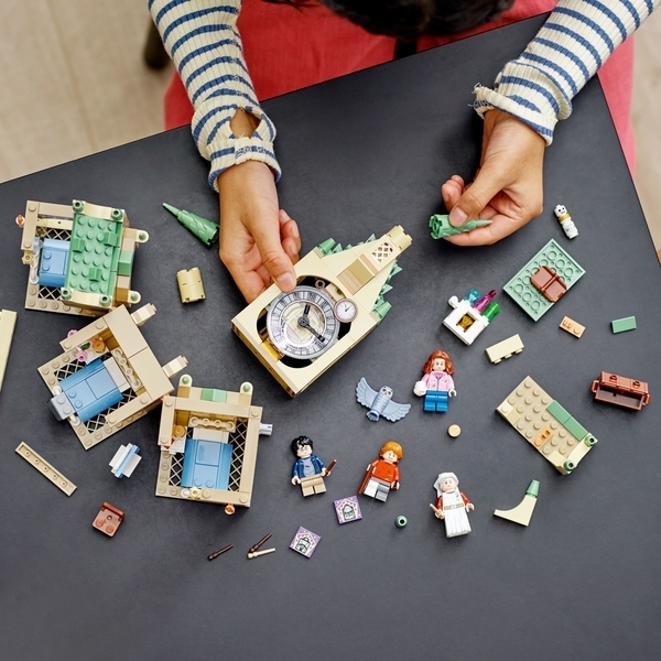 Конструктор LEGO Harry Potter Лікарняне крило Гоґвортсу (76398) - Pampik - 9