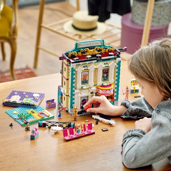 Конструктор LEGO Friends Театральная школа Андреа (41714) - Pampik - 9