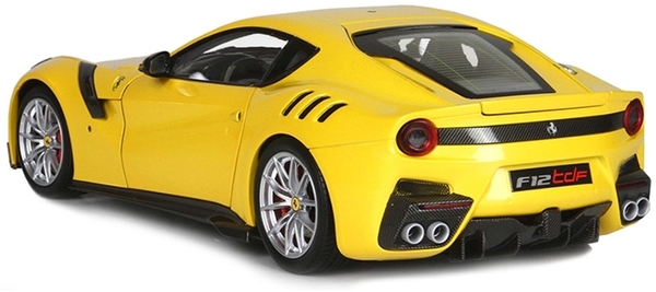 Автомодель Bburago Ferrari F12Tdf, 1:24, в асортименті - Pampik - 3