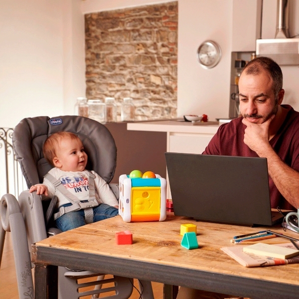 Игрушка-сортер 2 в 1 "Куб" Chicco - Pampik - 5