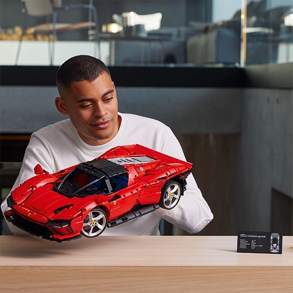 Конструктор LEGO Technic Ferrari Daytona SP3, 3778 предметів (42143) - Pampik - 8