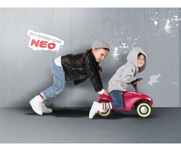 Машина для катання малюка Big Нео, рожева (005 6242) - Pampik - 3