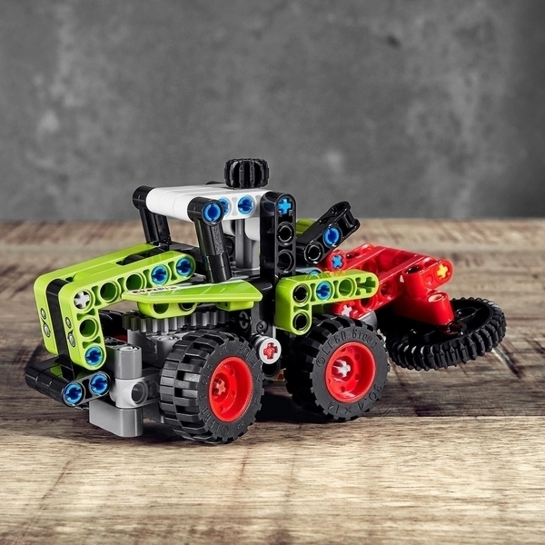 Подарунок. Конструктор LEGO Technic Mini CLAAS XERION, 130 деталей (42102) - Pampik - 16