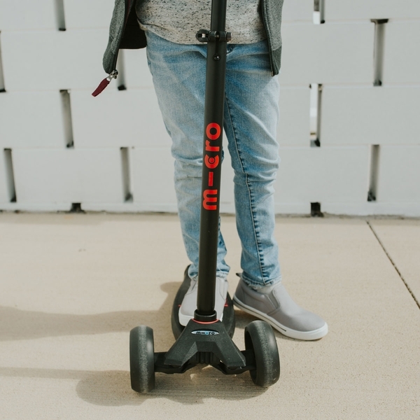 Самокат Micro Maxi PRO Deluxe, чорно-червоний (MMD087) - Pampik - 6