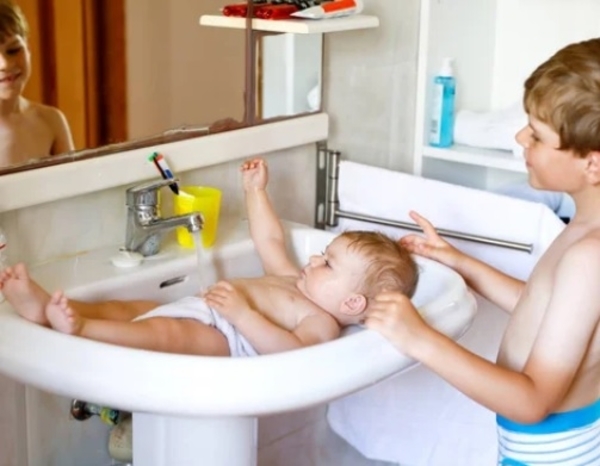 Натуральный универсальный очиститель Purenn Organic Family Superhero для ванной комнаты, 500 мл (80074) - Pampik - 4