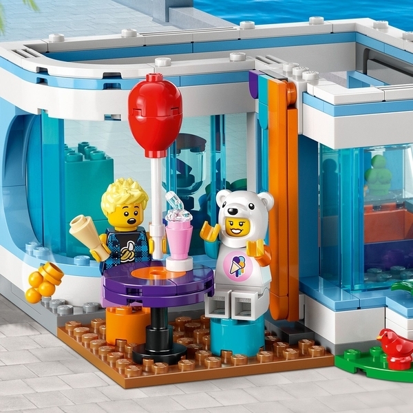Конструктор LEGO City Крамниця морозива, 296 деталей (60363) - Pampik - 6