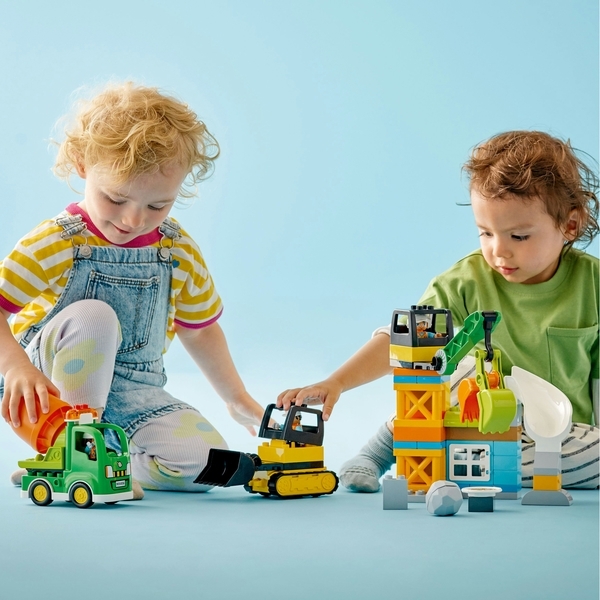 Конструктор LEGO DUPLO Будівельний майданчик, 61 деталь (10990) - Pampik - 8