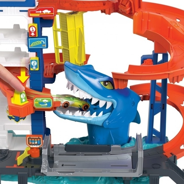 Ігровий набір Hot Wheels Втеча від злої акули (HDP06) - Pampik - 5