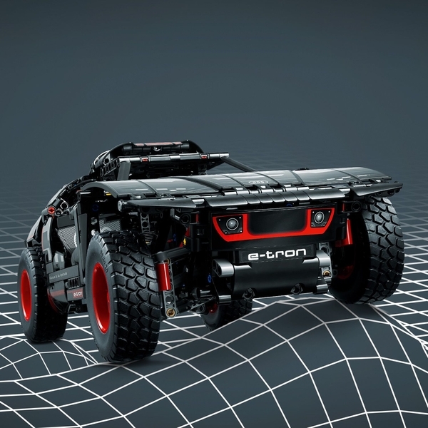 Конструктор LEGO Technic Audi RS Q e-tron, 914 деталей (42160) - Pampik - 3