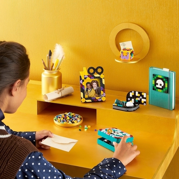 Конструктор LEGO DOTS Гоґвортс. Настільний комплект, 856 деталей (41811) - Pampik - 2