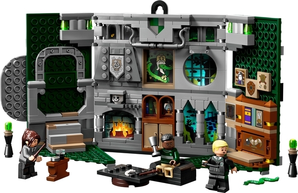 Конструктор LEGO Harry Potter Прапор гуртожитку Слизерин, 349 деталей (76410) - Pampik - 8
