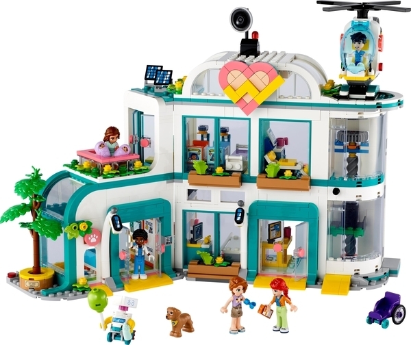 Конструктор LEGO Friends Больница в Хартлейк-Сити, 1045 деталей (42621) - Pampik - 3