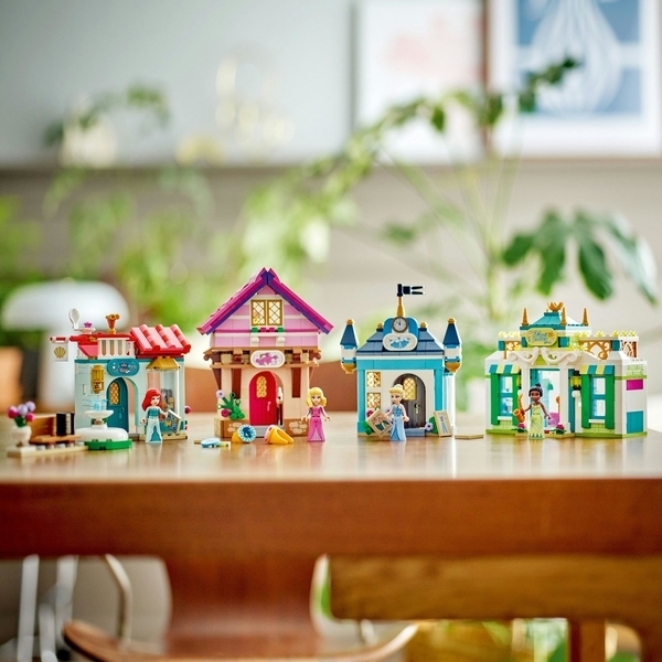 Конструктор LEGO Disney Princess Пригода Діснеївської принцеси на ярмарку, 817 деталей (43246) - Pampik - 5