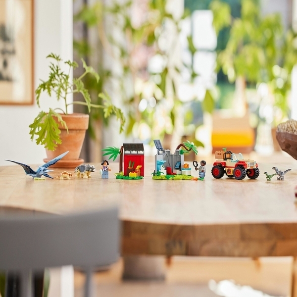 Конструктор LEGO Jurassic World Центр порятунку малюків динозаврів, 139 деталей (76963) - Pampik - 5