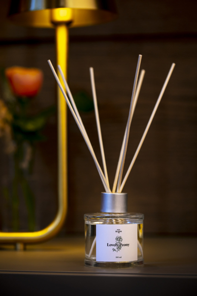 Аромадифузор для дому Aroma Bloom Ніжний піон, 100 мл - Pampik - 4