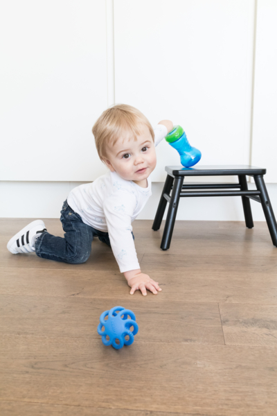 Поїльник-непроливайка Nuby Easy Gripper, з носиком, 300 мл, блакитний (NV0406014blu) - Pampik - 3