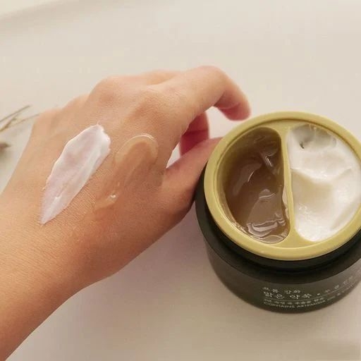 Крем для обличчя Tony Moly Ganghwa Pure Artemisia Two Layering Calming Cream, з екстрактом полину, 64 мл - Pampik - 4