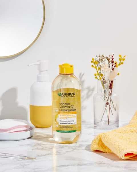 Міцелярна вода Garnier Skin Naturals з вітаміном С для тьмяної шкіри 400 мл - Pampik - 8