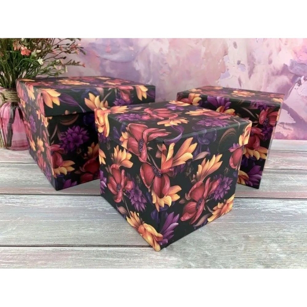 Набор подарочных коробок UFO Flowers1, 3 шт. (W5230 Набір 3 шт Flowers1 квадр.) - Pampik - 2