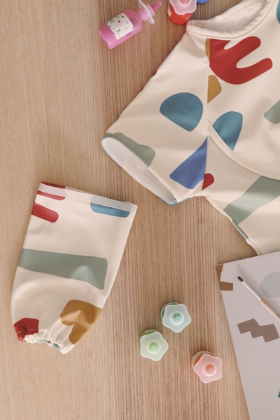 Нагрудник-фартух Beaba з рукавами, різнобарвний (913576) - Pampik - 11