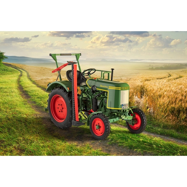 Сборная модель Revell Набор Трактор Fendt F20 Dieselroß, уровень 2, масштаб 1:24, 91 деталь (RVL-67822) - Pampik - 2